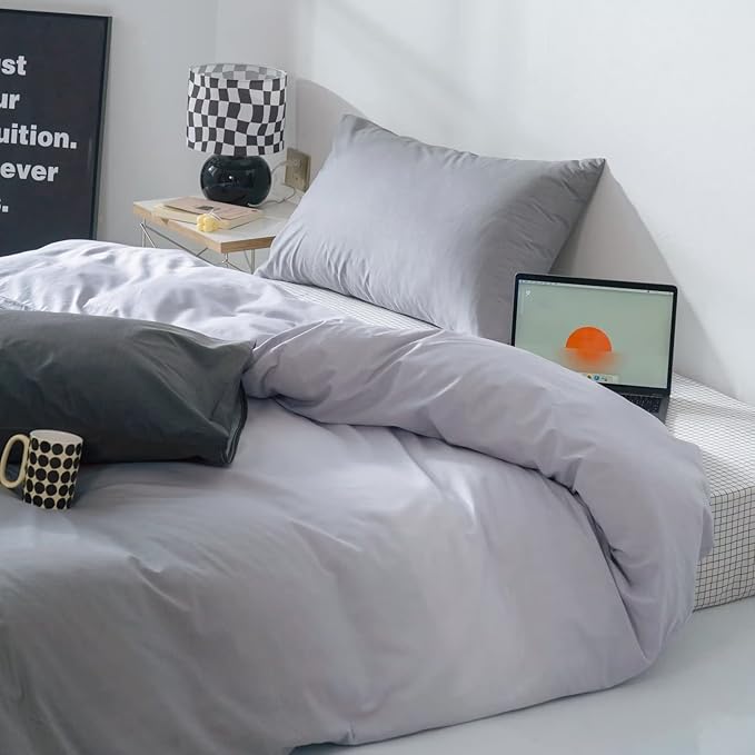 Gradient Gray Comforter Set Ombre White Gray Bedding Set Cal King Women Aesthetic Comforter 3 PCs Gray Color Bed Comforter Set California King Gradient White and Gray Comforter Set