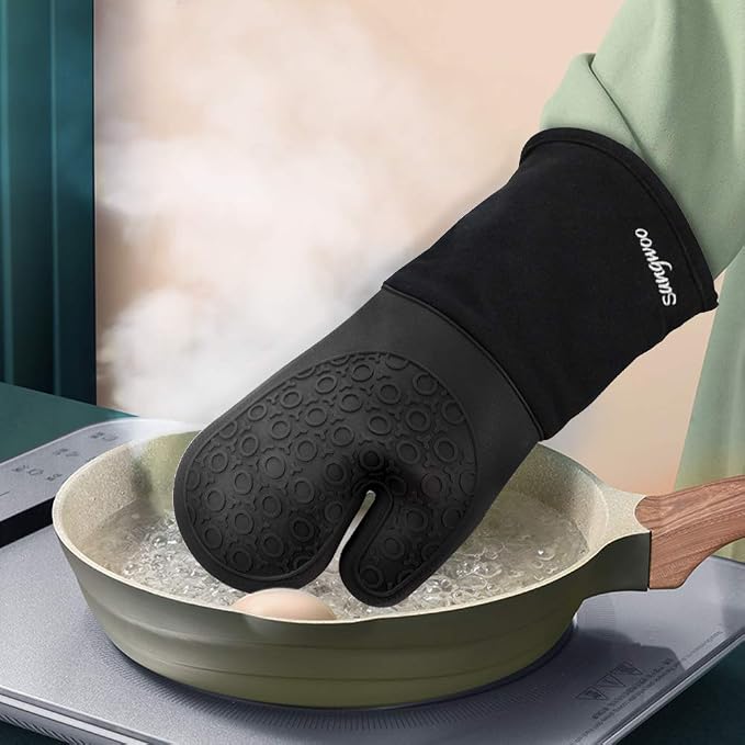 sungwoo Silicone Oven Mitts, Heat Resistant Oven Gloves with Quilted Liner Non-Slip Textured Grip Perfect for BBQ, Baking, Cooking and Grilling - 1 Pair 13.8 Inch Black