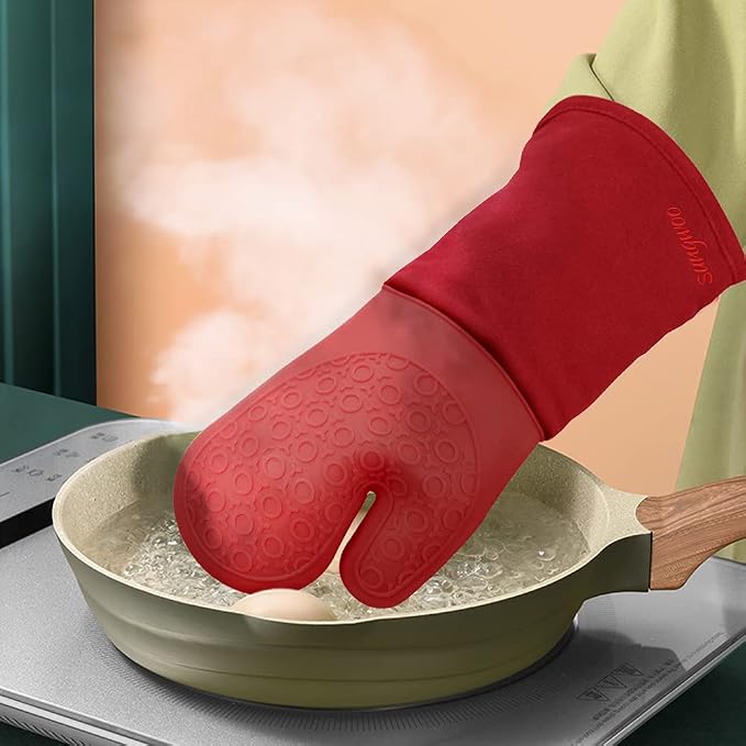 sungwoo Extra Long Silicone Oven Mitts, Heat Resistant Oven Gloves with Quilted Liner Non-Slip Textured Grip Perfect for BBQ, Baking, Cooking and Grilling - 1 Pair 14.6 Inch Empire Red