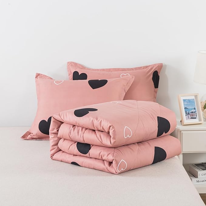 Queen Comforter Set Cameo Brown, Pink Cute Love Heart Sexy Comforter Bedding Set for All Seasons, Geometric Soft Microfiber 3 Pieces Comforter Set with Pillowshams