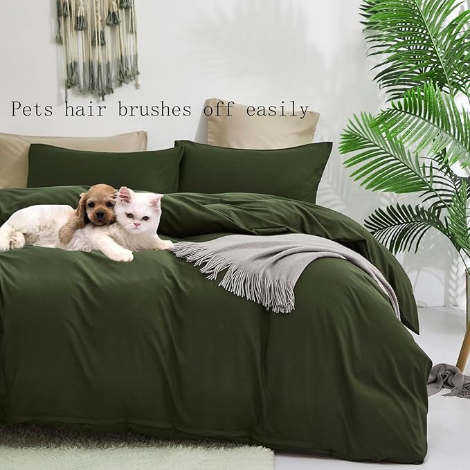 Army Green Comforter Queen Dark Green Bedding Set Olive Green Comforter Set Queen Men Breathable 3 PCs Comforter Set 1 Queen Comforter (90x90 inches) with 2 Pillowcases (20x26 inches)