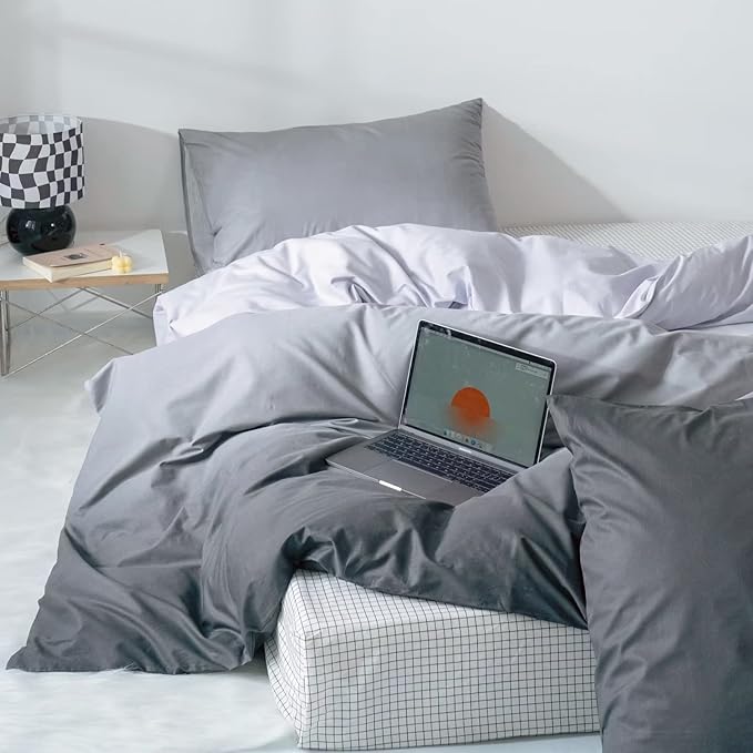 Gradient Gray Comforter Set Ombre White Gray Bedding Set Cal King Women Aesthetic Comforter 3 PCs Gray Color Bed Comforter Set California King Gradient White and Gray Comforter Set