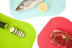 doblé Non-Scratch Flexible Cutting Board for Chopping, Scratch Free Juice Grooves with Easy Grip Handle, Non-Slip Dishwasher Safe for Kitchen (Medium (13.5" x 9.3"), Peach)