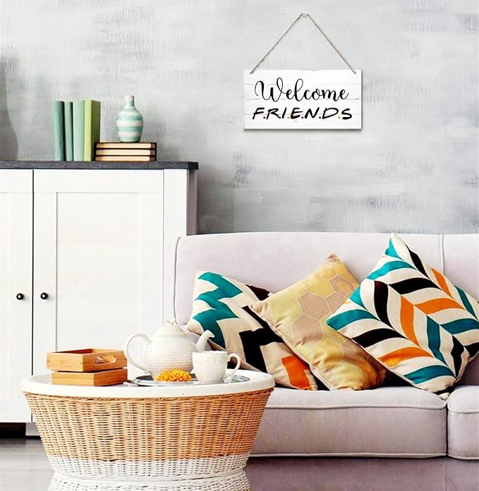 Welcome Friends Decor Sign, Hanging Wood Sign Home Decorative, Printed Wood Wall Art Sign, Friends Welcome Sign, Front Door Wall Decor, Welcome Friends Door Sign Porch Decor 12 * 6inch
