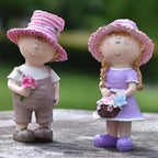 Outdoor Garden Couple Figurines - Boy and Girl Statues, Ideal for Patio, Lawn & Garden Decor, Valentine's Day Home Ornament, for Parents and Friends
