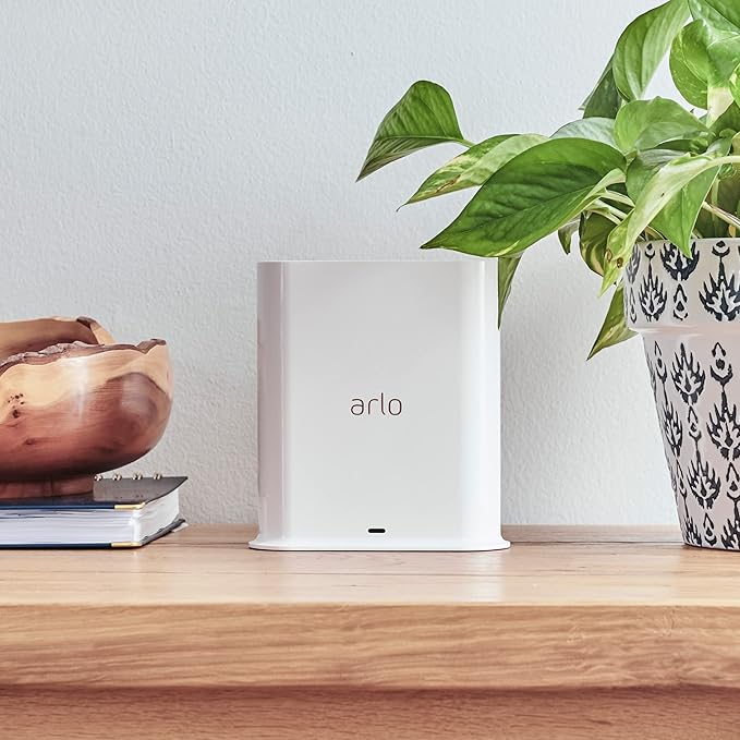 Arlo Ultra SmartHub - Arlo Certified Accessory -Connects Arlo Cameras to Wi-Fi, Works with Arlo Ultra 2, Ultra, Pro 5S 2K, Pro 4, Pro 3, Pro 2, Floodlight, Essential & Video Doorbell Cameras - VMB5000