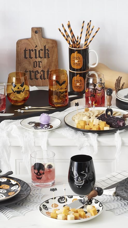 Oneida Vintro Halloween Stemless Wine Glasses, Set of 4 | dishwasher safe | skeleton and bat designs | halloween party glassware | 5 inch, 18oz, halloween kitchen decor