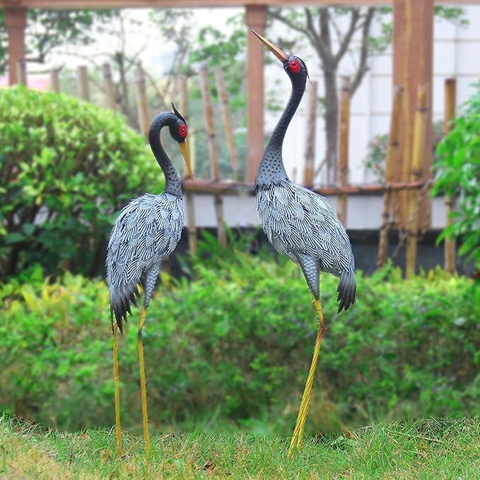 Crane Statue Garden Décor, Metal Heron Statue Yard Art for Outdoor Patio Lawn Backyard Pool Front Porch Deocr, Bird Garden Sculpture & Statues, Set of 2, Black and White