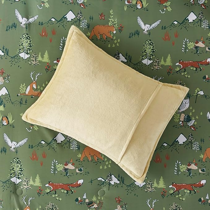 Mi Zone Kids Twin Comforter Set, Reversible Plush Kids Comforter Set, Cozy Plush Reverse Bedding, Winter Fluffy Comforter Bed Set, 1 Sham, Enchanting Forest Animals, Heath, Twin, Sage Green 2 Piece