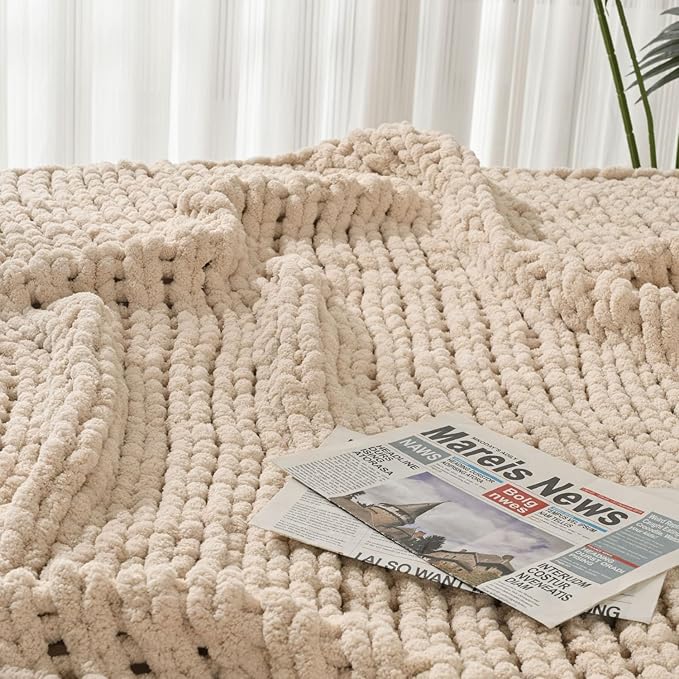 Esterra Chunky Knit Blanket Throw 50"x60", 100% Hand Knitted Chenille Throw Blanket, Cozy Soft Thick Cable Knit Throw Large Rope Knot Crochet Throw Blanket for Sofa Couch Bed, Sandshell/Oatmeal