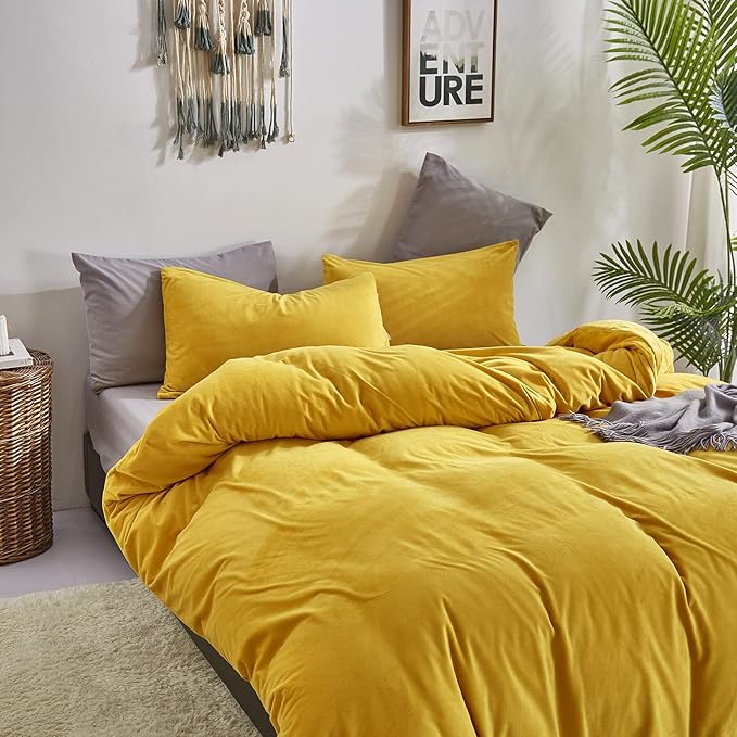 Wellboo Mustard Velvet Comforter Sets Queen Women Turmeric Yellow Fluffy Bedding Comforters Teen Girls Dark Yellow Plush Quilts Soft Warm Winter Flannel Blankets Solid Yellow Luxury Shaggy Crystal Bed