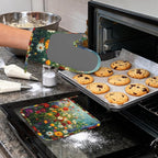 Vintage Oil Painting Flower Field Oven Mitts and Pot Holders (4PCS),Heat Resistant Non-Slip Silicone Kitchen Gloves for Cooking, Baking, BBQ Waterproof Kitchen Accessories