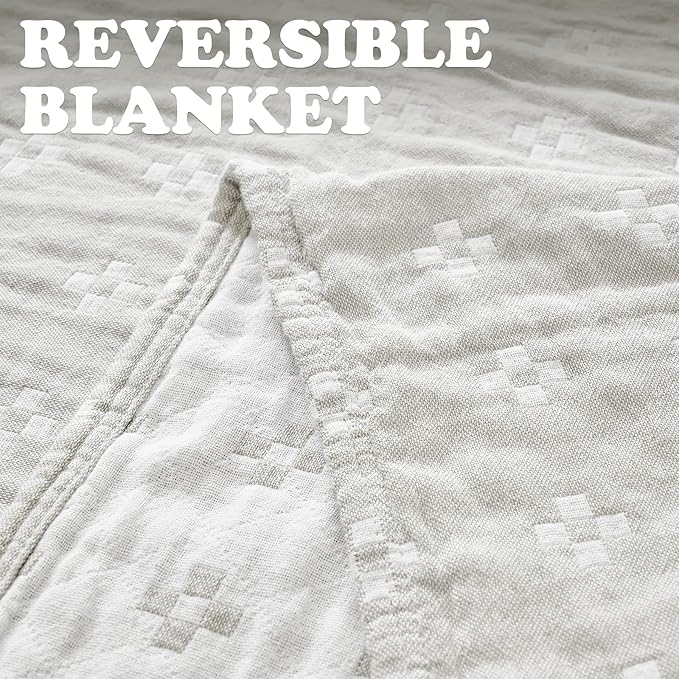 jinchan Boho 100% Cotton Blanket Muslin 50x60 Inches Lightweight 3-Layer Geometric Cross Pattern Reversible Quilt Throw Soft Breathable Comfy All Seasons for Couch Bed Decor, Light Grey