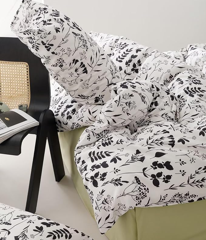 Botanical Comforter Set King White and Black Floral Plant Bedding Comforter Set Girls Garden Pattern Printed on White Blanket Rustic Leaf Blossom Women White Farmhouse Comforter King