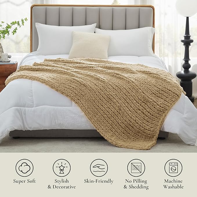 Amélie Home Chunky Knit Throw Blanket for Couch, Soft Chenille Crochet Blanket for Children, 40"x50", Beige