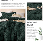 Bedsure California King Comforter Set - Forest Green Comforter, Boho Tufted Shabby Chic Bedding Comforter Set, 3 Pieces Farmhouse Bed Set for All Seasons, Fluffy Bedding Set with 2 Pillow Shams