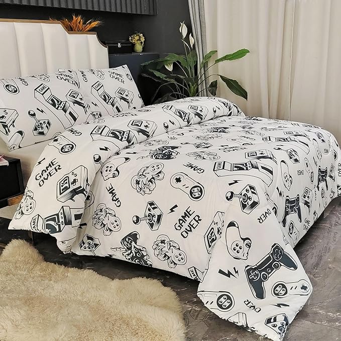 3PCS White Gamer Comforter Set Full for Boys Girls Teens and Kids, Soft Microfiber Cute Comforter Full Size, Bed in a Bag Full Cozy House Collection, Hotel Luxury and Lightweight, Full