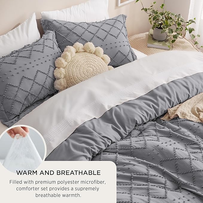 Bedsure Queen Comforter Set - Grey Comforter, Boho Tufted Shabby Chic Bedding Comforter Set, 3 Pieces Vintage Farmhouse Bed Set for All Seasons, Fluffy Soft Bedding Set with 2 Pillow Shams