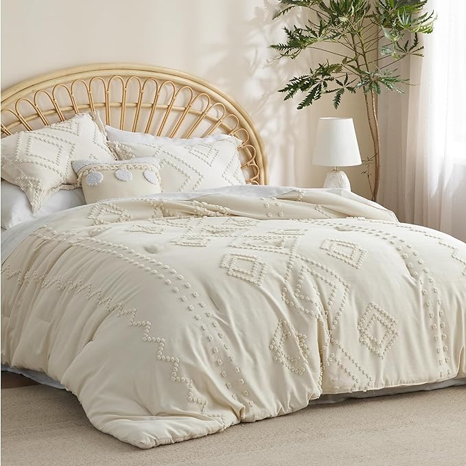Bedsure Boho Comforter Set Full - Beige Tufted Bedding Comforter Set, 3 Pieces Farmhouse Shabby Chic Embroidery Bedding Set, Soft Geometric Pattern Comforter for All Seasons