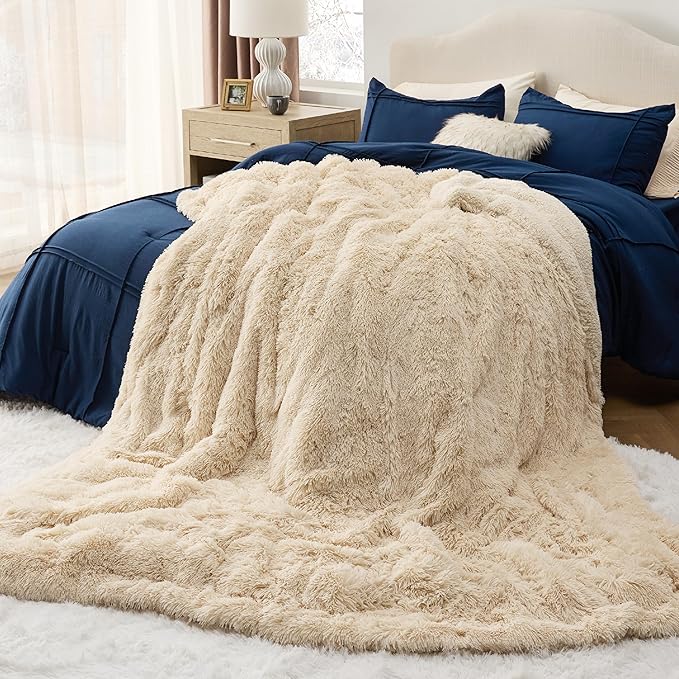 Bedsure GentleSoft Fluffy Beige Blankets Queen Size for Bed, Thick Sherpa Faux Fur Fleece Fuzzy Plush Winter Warm Heavy Soft Queen Blankets, Bedroom Decor Beige Gifts Cozy Gifts for Women Men, 90x90