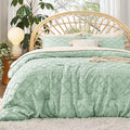 Bedsure Full Size Comforter Set - Green Comforter, Boho Tufted Shabby Chic Bedding Comforter Set, 3 Pieces Vintage Farmhouse Bed Set for All Seasons, Fluffy Soft Bedding Set with 2 Pillow Shams